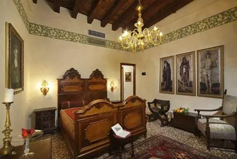 Facade - Palazzo Priuli 4* Venise Italie