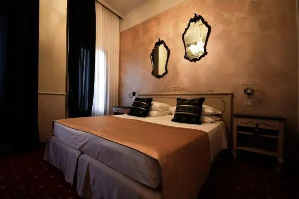Italie : Hôtel Violino D'oro