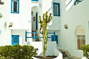 Lanzarote-Costa Teguise, Hôtel Apts Hl Paradise Island
