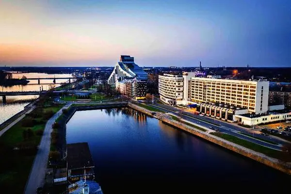 Lettonie : Hôtel Radisson Blu Daugava Riga