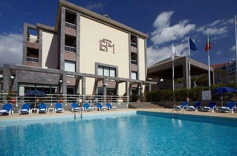 Madère : Hôtel Escola