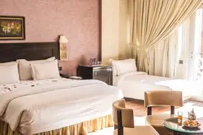 Maroc-Marrakech, Hotel Almas