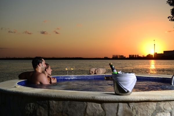 Mexique : Hôtel Sunset Marina Resort & Yatch Club