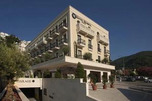 Montenegro-Tivat, Hôtel Moskva