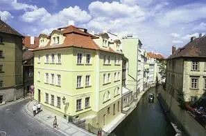 Republique Tcheque-Prague, Hôtel ertovka 4*