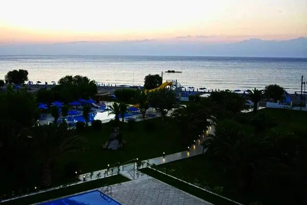 Rhodes : Hôtel Mitsis Faliraki Beach