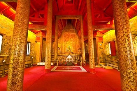 Bouddha \u00E0 Chiang Mai