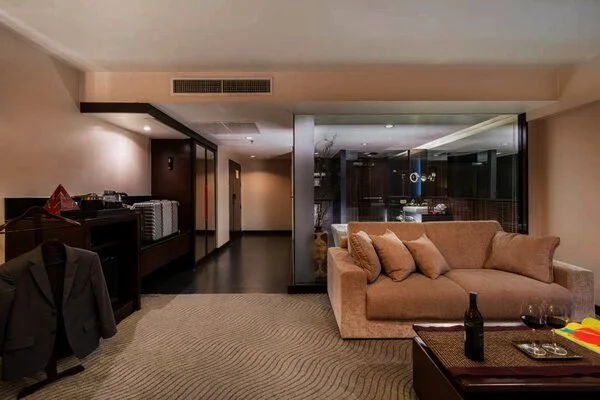 Thailande : Hôtel Furama Silom