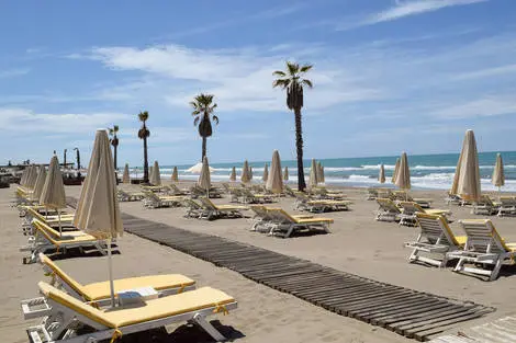 Club Framissima Amber Village spille Albanie