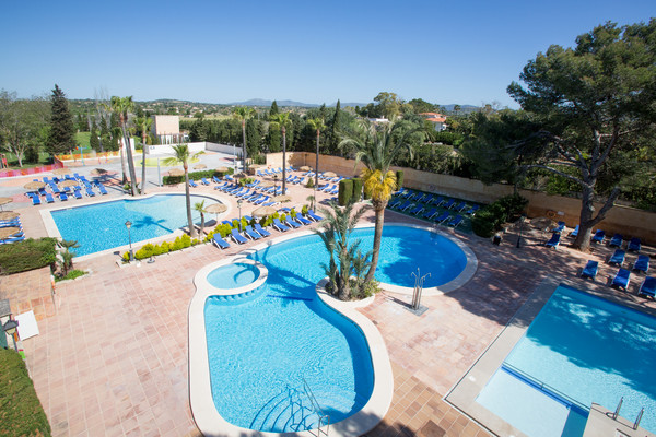 piscine - Castell dels Hams