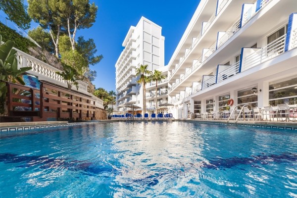 Piscine - Globales Palmanova Palace 4*