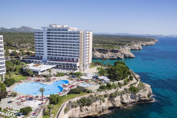 Baleares : Hôtel Alua Calas de Mallorca Resort by Ôvoyages