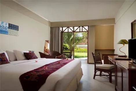 Holiday Resort Lombok 4* : chambre