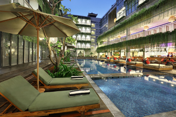 Façade - Neo+ Kuta Legian by Aston