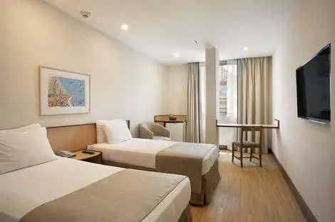 Suite - Windsor Plaza