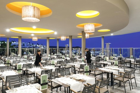 Restaurant - Riu Club Vistamar