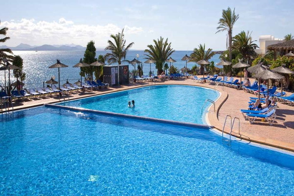 Canaries : Club Ôclub Experience SBH Royal Monica