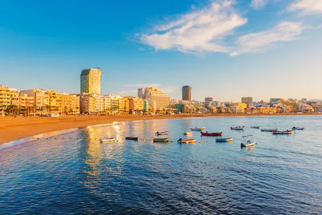 Plage de Las Canteras à 50 m