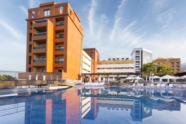 Piscine - Be Live Experience La Niña