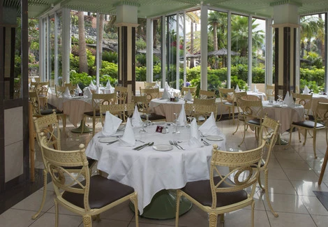 Restaurant - Puerto Palace
