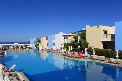 Club Jumbo Eleni Village chloraka Chypre