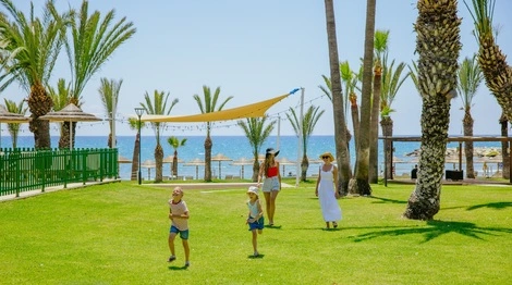 Hôtel Golden Bay Beach larnaca_bay CHYPRE