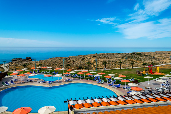 Piscine - Hôtel Aktea Beach Village 4* Larnaca Chypre