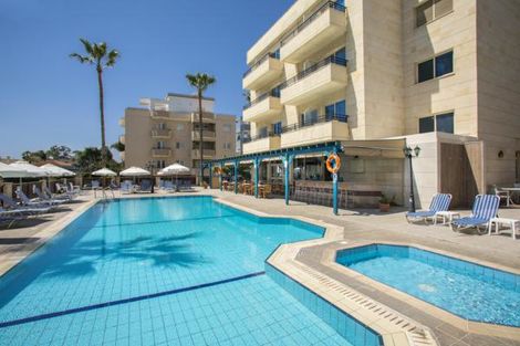 Hôtel Kapetanios Limassol 3* photo 2