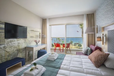 Hôtel Leonardo Laura Beach & Splash Resort paphos CHYPRE