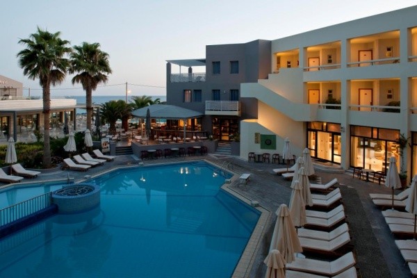 Façade et piscine - Sentido Aegean Pearl