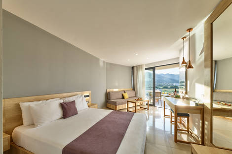 Chambre standard vue mer latérale