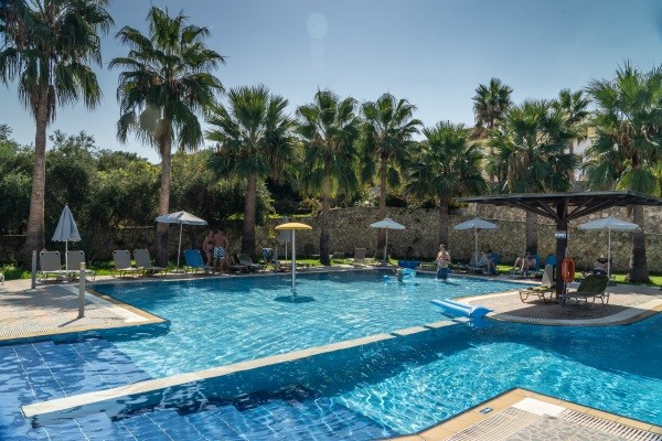 Piscine - Almyrida Bay