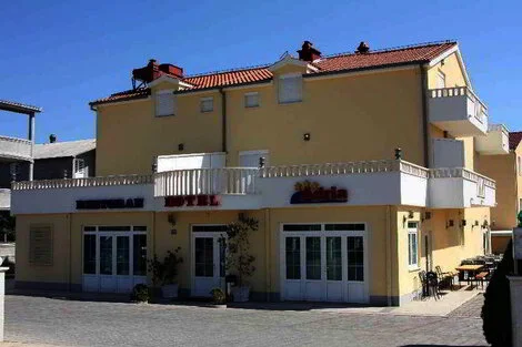 Hôtel Adria kastel_stafilic CROATIE