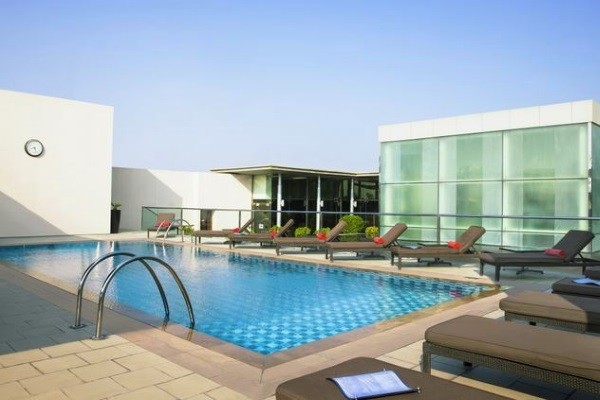 POOL - Centro Barsha Rotana