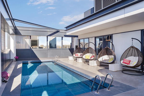 Piscine - Hampton Al Seef