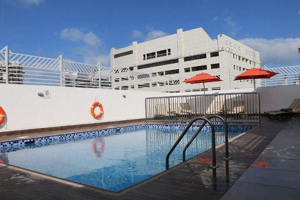 Piscine - Mena Plaza