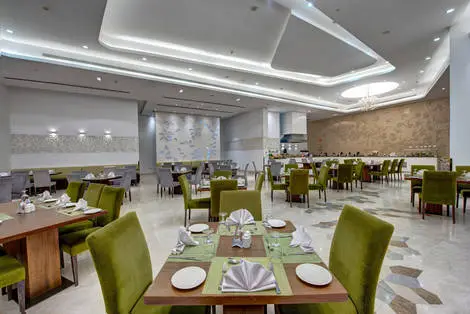 Restaurant - Copthorne Hotel Dubai