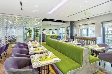 Restaurant - Wyndham Dubai Marina