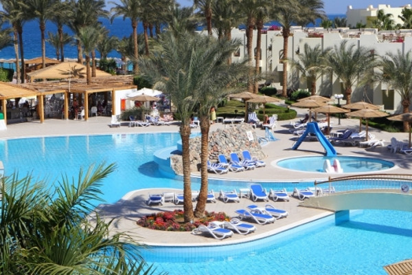 Piscine - Hôtel Palm Beach Resort 4*