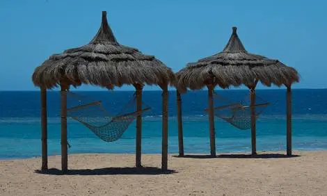 Plage - Hôtel Gorgonia Beach Resort 5* Hurghada Egypte