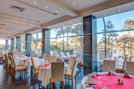 restaurant - Palm Beach Resort