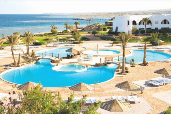 piscine - Three Corners Equinox Resort