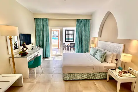 Chambre Standard Vue Piscine