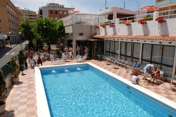 piscine - Maria Del Mar