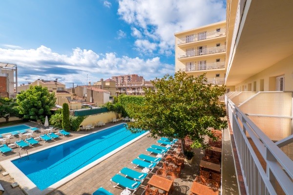 Piscine - Hôtel Checkin Pineda (sans transport) 3* Pineda De Mar Espagne