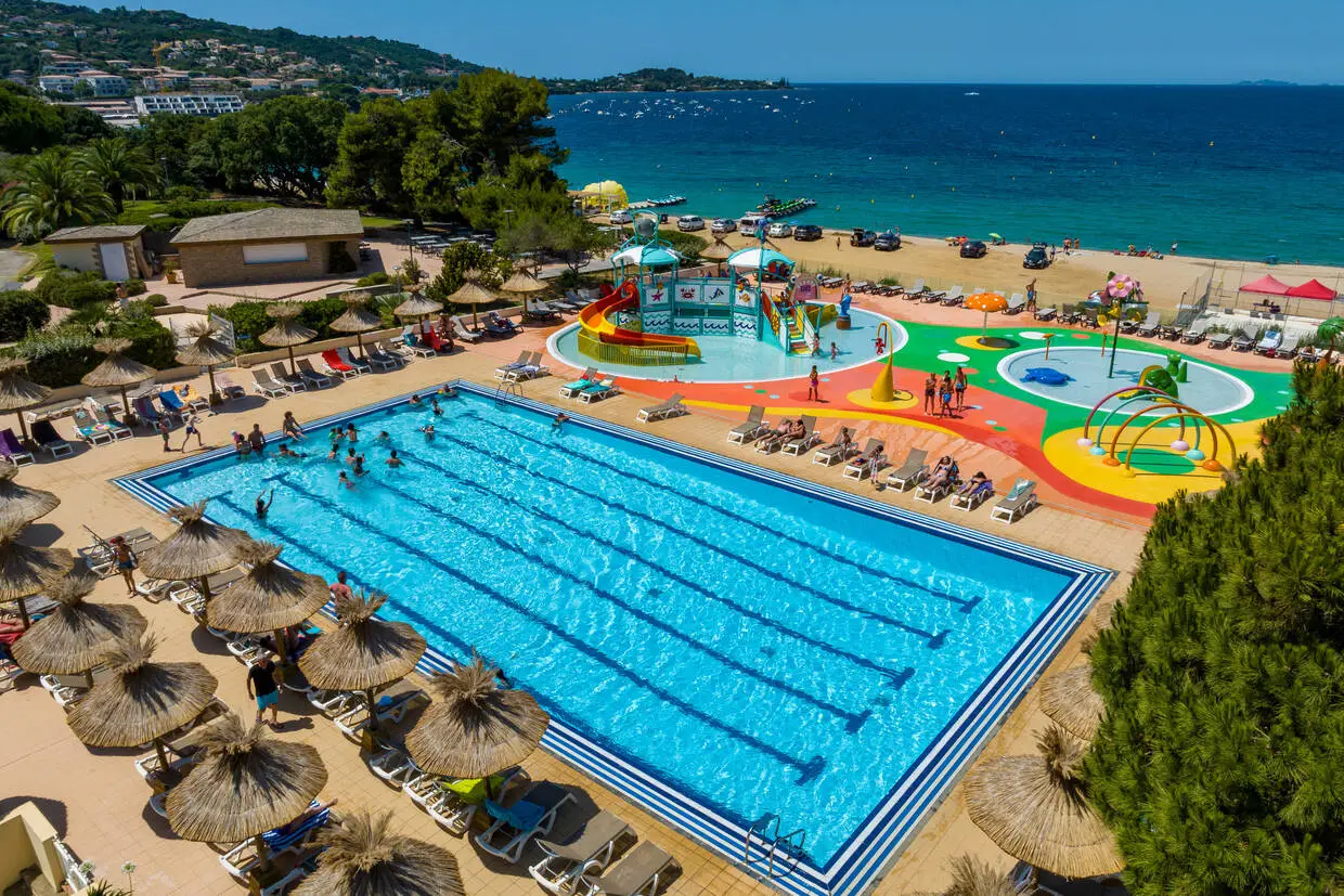 France Corse : Club Jumbo Marina Viva Résidence (vol inclus)