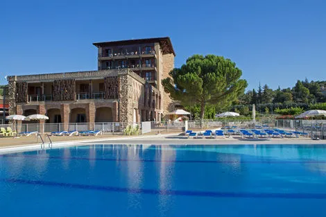 France Provence-Cote d Azur : Village Vacances Le Castel Luberon sss
