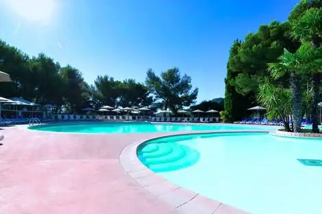 piscine - Belambra Club Le Pradet \u00AB Lou Pigno \u00BB - Prix exclusifs.