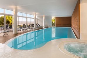 France Provence-Cote d Azur-Saint-Cyr-Sur-Mer, Hôtel Dolce Fregate
