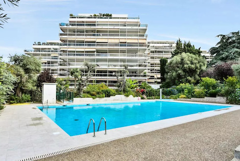 Résidence locative Le Tanit - Maeva Sélection antibes France